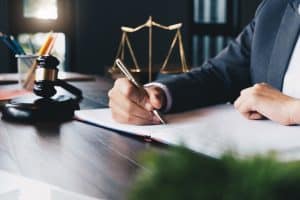 How Can I Help My Lawyer Fight My Criminal Defense Case?